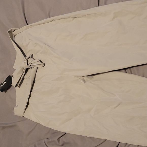 asymmetrical waist tie front pants. Shein. Size XL - Picture 2 of 3